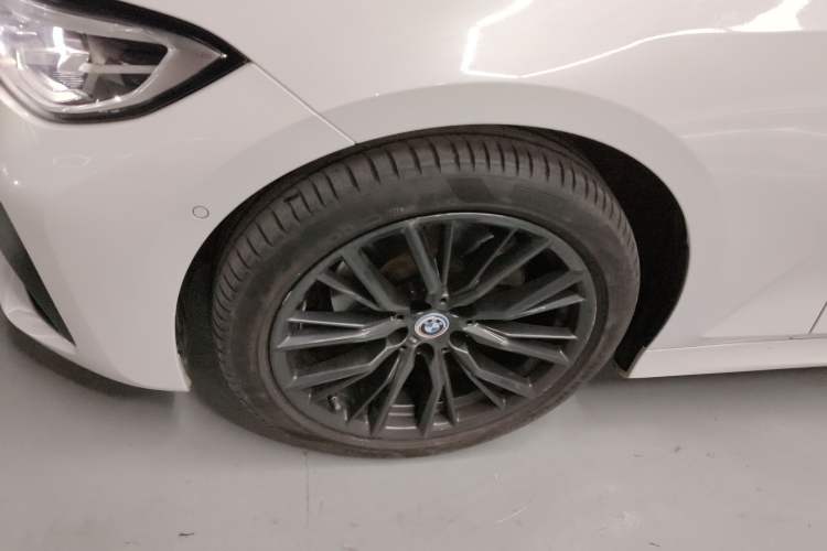 Used BMW 3 Series 2021 Restyled 325Li xDrive M Sport Package
