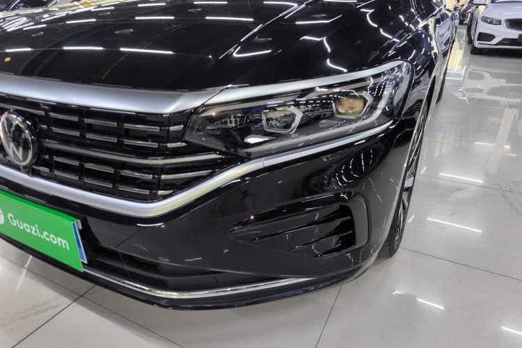 Used Volkswagen Passat 2024 380TSI Luxury Edition