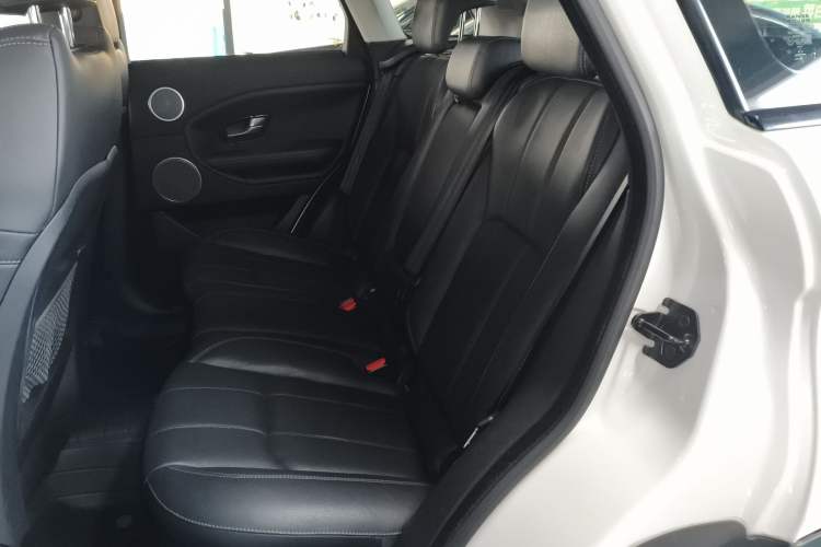 Used Land Rover Range Rover Evoque 2018 240 PS SE DYNAMIC Smart Edition