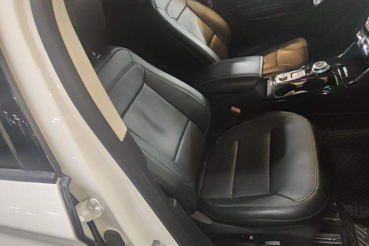 Used Ford Explorer 2020 EcoBoost 285 Four-Wheel Drive Trend Edition 6 Seats