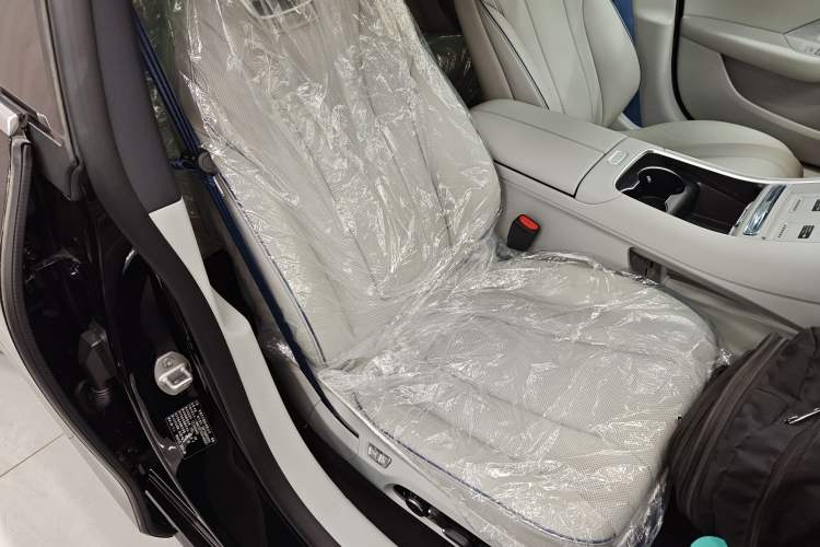 Used Hima Luxeed S7 2024 Pro Model
