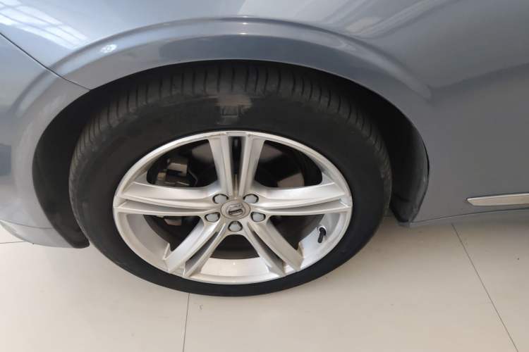 Used Volvo S90 2019 T4 Zhiyi Edition
