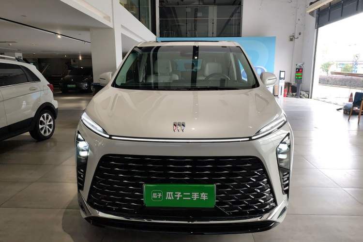 Used Buick GL8 New Energy 2024 Lu Zun Smart Edition 7-Seater
