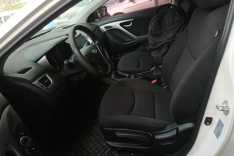 Used Hyundai Elantra 2016 1.6L Automatic Prestige Edition
