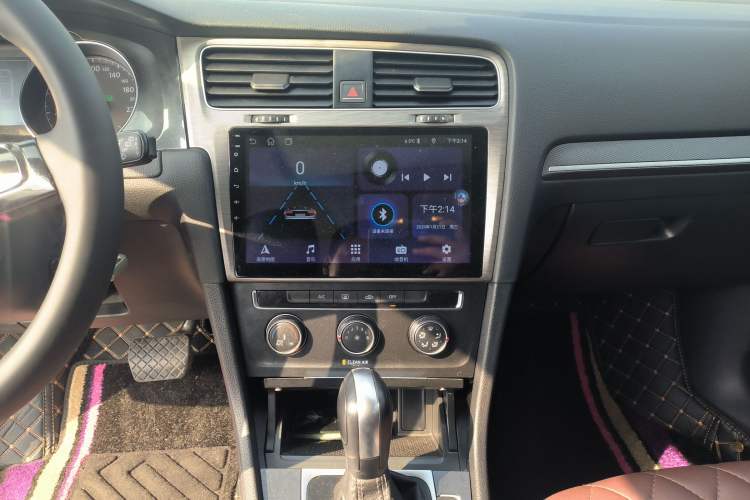 Used Volkswagen Golf 2017 1.6L Automatic Comfort Million-Vehicle Anniversary Edition