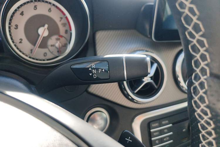 Used Mercedes-Benz GLA 2016 GLA 200 Fashion Model
