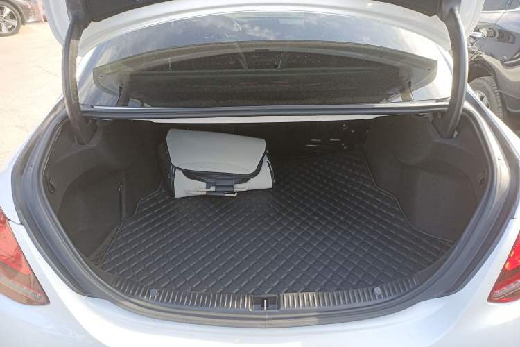 Used Mercedes-Benz C-Class 2019 C 180 L Fashion Edition Sport Version
