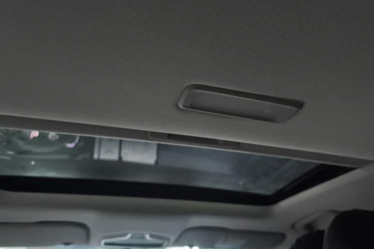 Used Geely Auto Emgrand 2023 4th Generation Champion Edition 1.5L CVT Prestige Model
