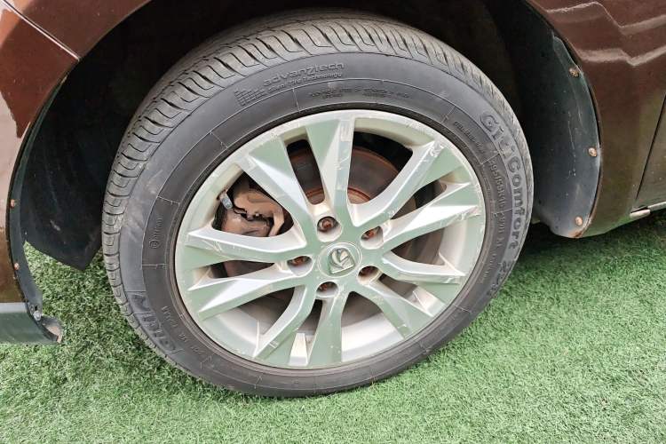 Used Baojun 730 2016 Revised 1.5L Manual Standard Version 7 Seats China V Emission Standard
