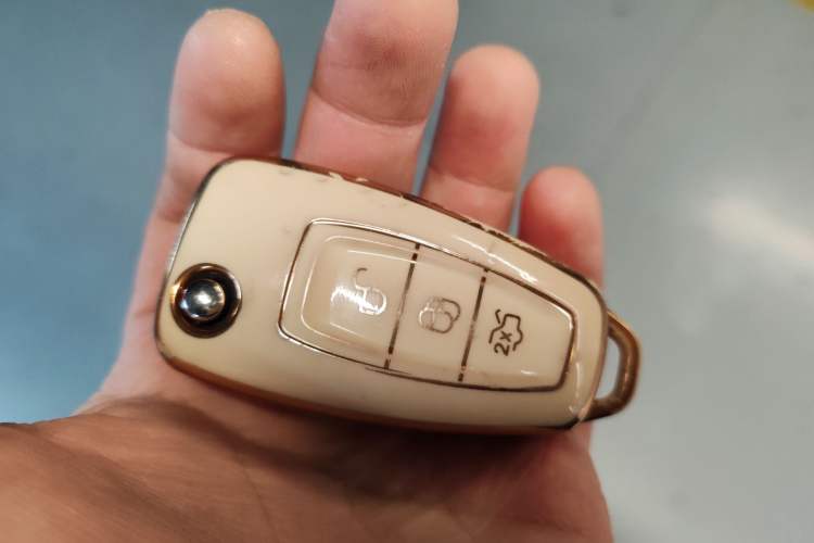 Used Ford Focus 2018 Sedan Classic 1.6L Automatic Trendy SmartDrive Edition
