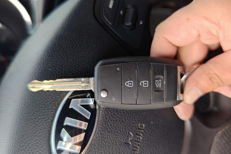 Used Kia K3 2013 1.6L Manual GL
