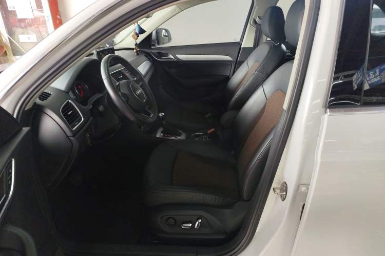 Used Audi Q3 2017 30 TFSI Fashion Model