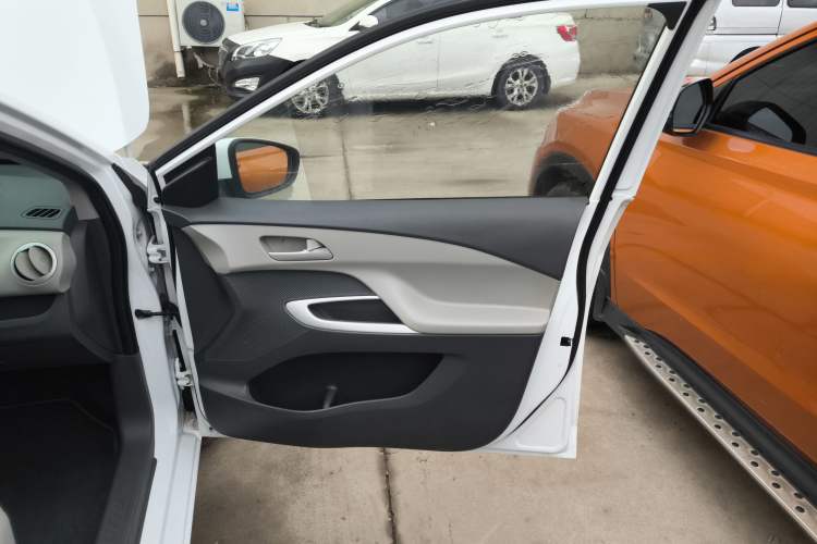 Used Chevrolet Sail 2015 Sail 3 1.3L Manual Ideal Edition
