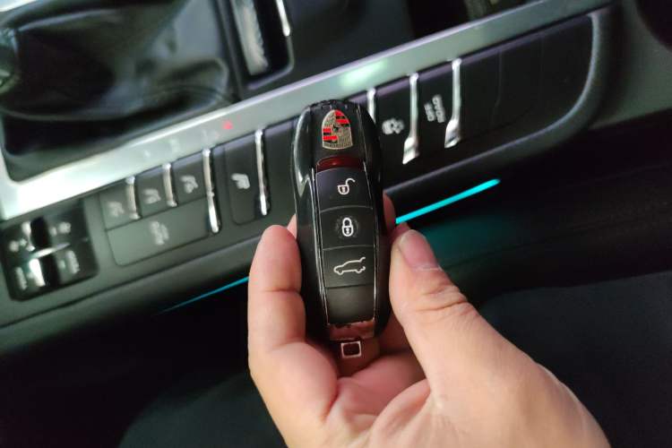 Used Porsche Macan 2018 Macan 2.0T