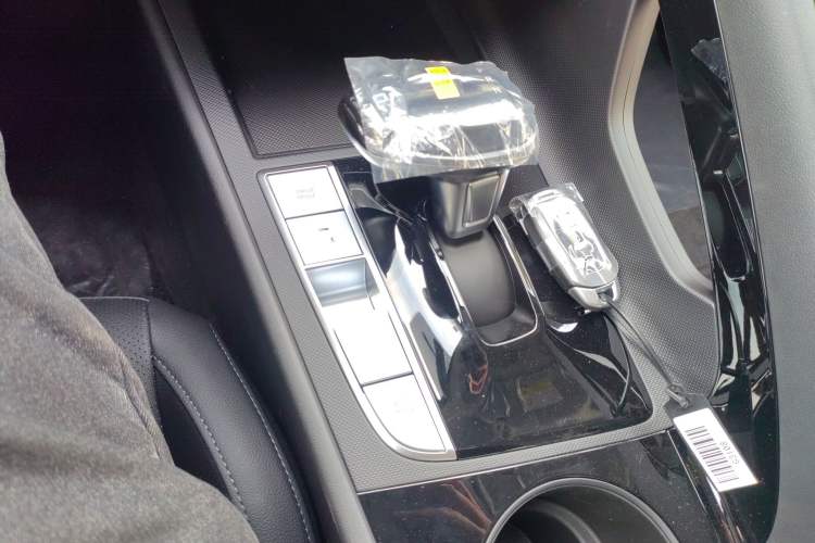 Used Hyundai Elantra 2023 1.5L CVT GLX Elite Edition
