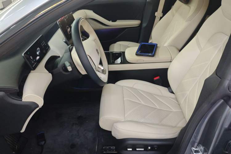 Used Nio ET5T 2025 75 kWh Touring
