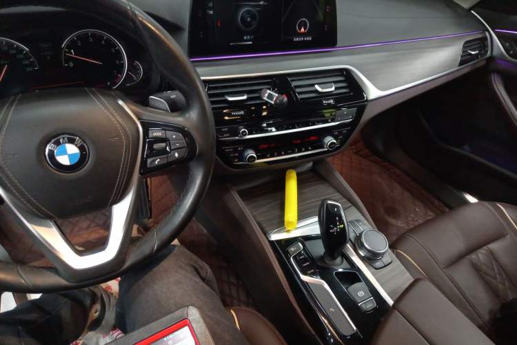 Used BMW 5 Series 2018 530Li xDrive Luxury Package
