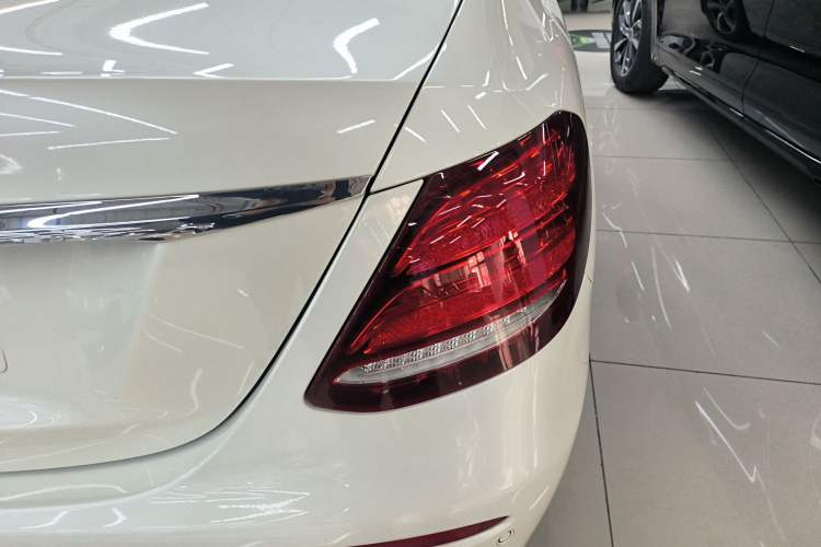 Used Mercedes-Benz E-Class 2019 Restyled E 300 L Sporty and Stylish Edition