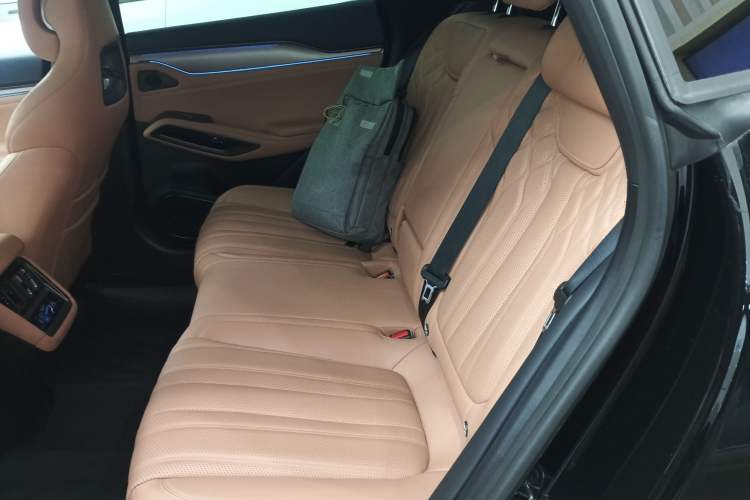 Used BYD Song L EV 2025 662 km Ultra-Range Version
