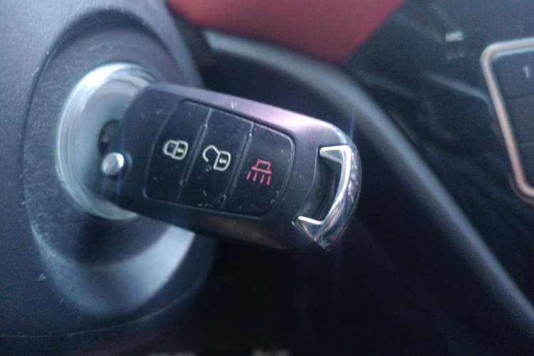 Used Haval H1 2016 Revised Version Blue Badge 1.5L Manual Standard Edition
