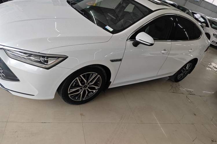 Used BYD Qin PLUS 2021 DM-i 55KM Flagship Model
