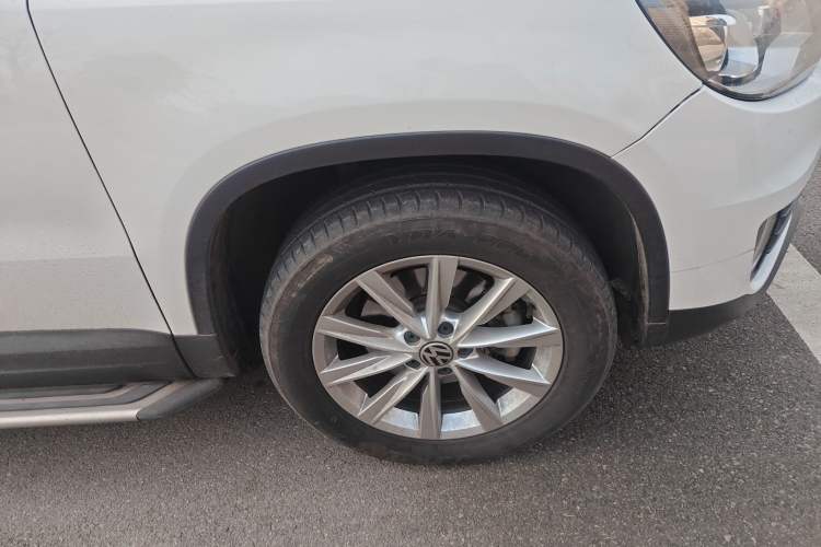 Used Volkswagen Tiguan L 2017 300TSI Automatic Two-Wheel Drive Silk Road Comfort Edition