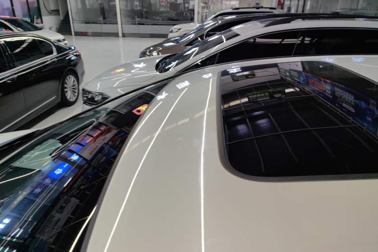 Used Honda Elysion 2022 2.0L eHEV Prestige Edition
