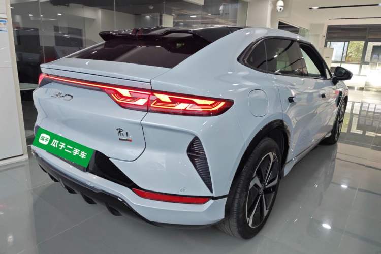 Used BYD Song L EV 2025 Intelligent Driving Version 662 km LiDAR Excellence Edition
