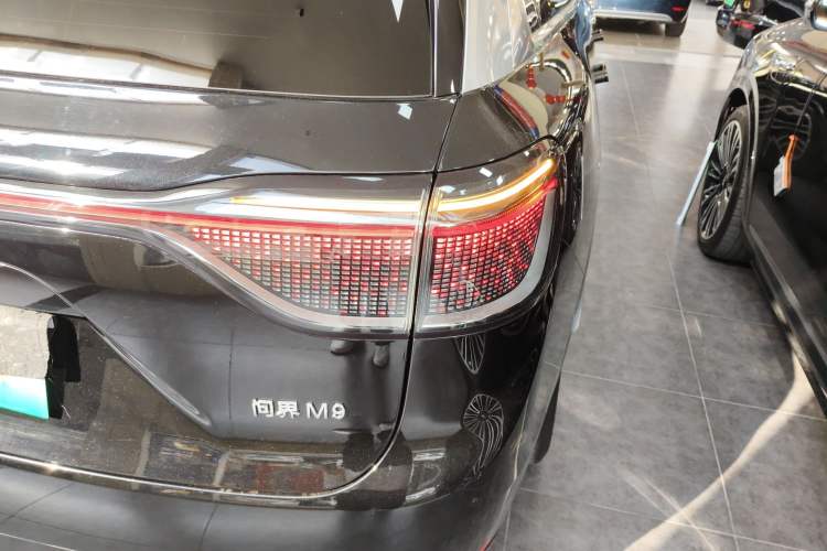 Used Hima AITO M9 2024 Range-Extended Ultra Version 52 kWh 6-Seater Model
