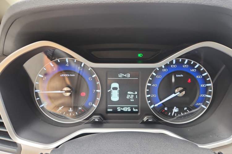 Used Geely Auto Vision X3 2019 Upgraded Model 1.5L Manual Luxury Version