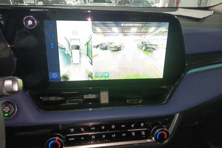 Used Chevrolet Equinox Plus 2024 102km RS Ultimate Edition
