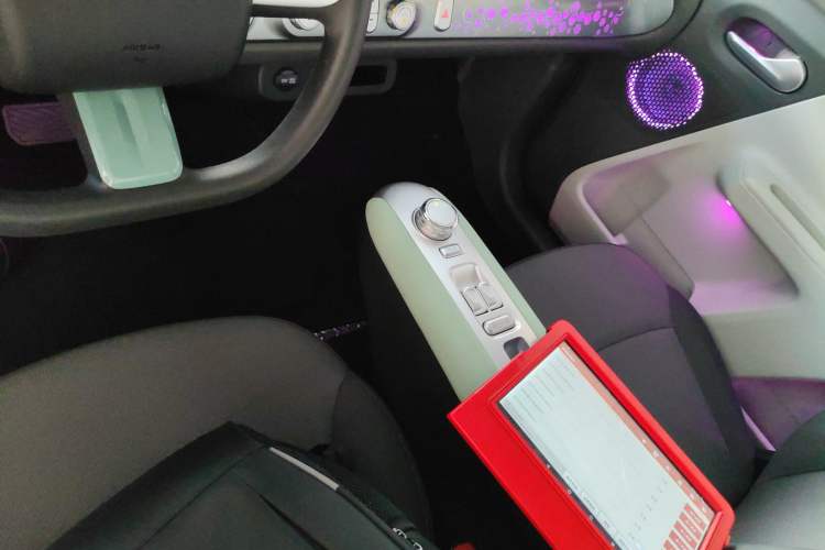 Used  Lumin 2025 301km Honey Dew Edition