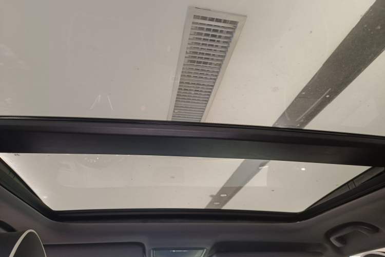 Used Honda UR-V 2017 370TURBO 2WD Prestige Edition China V