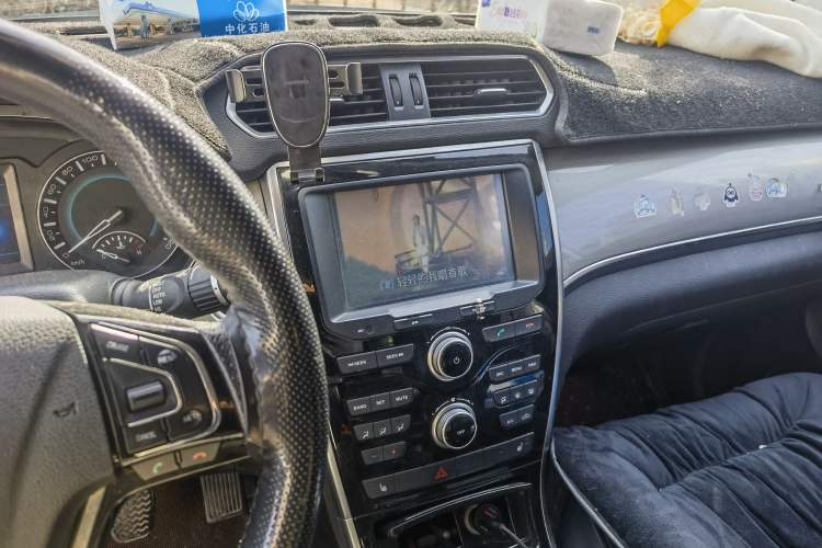 Used Haval H2 2016 Red Label 1.5T Manual Two-Wheel Drive Elite Model