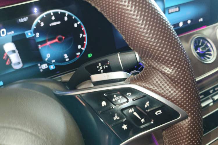 Used Mercedes-Benz E-Class 2021 E 300 L Stylish Model
