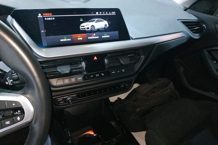 Used BMW 2 Series (Import) 2021 225i Four-Door Coupe M Sport Night Edition
