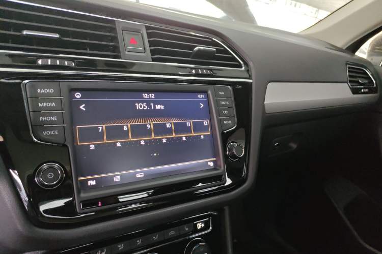 Used Volkswagen Tiguan L 2018 330TSI Automatic Two-Wheel Drive Luxury Edition
