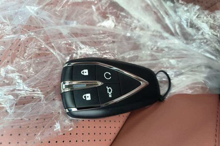 Used Changan Eado 2025 PLUS 1.4T Dual-Clutch High-Energy Version
