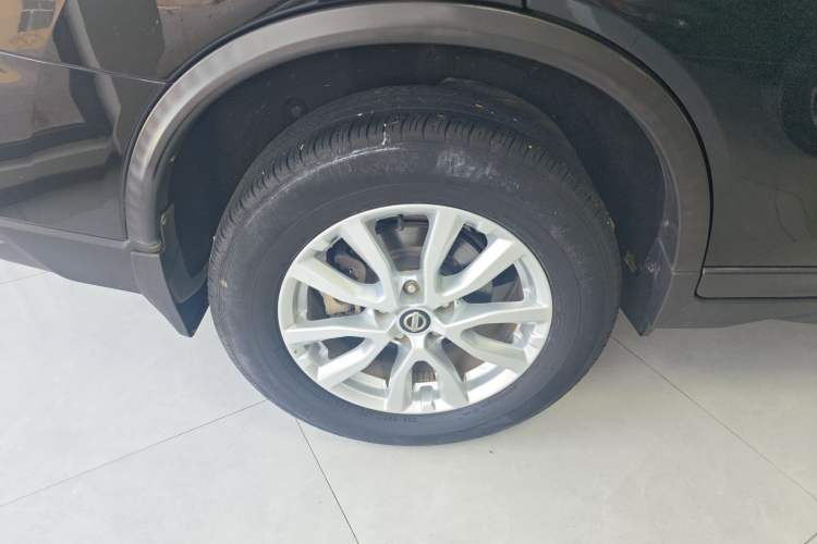 Used Nissan X-Trail 2019 2.0L CVT Smart Connect Comfort Edition 2WD
