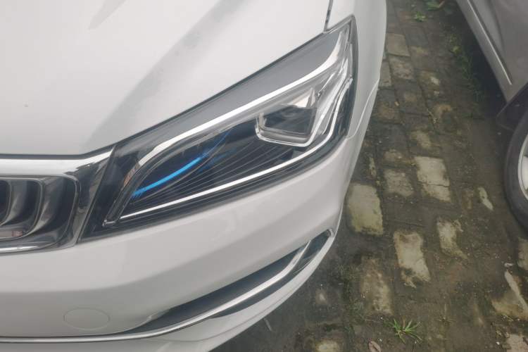 Used Geely Auto Emgrand 2019 Leading Edition 1.5L CVT Upward-Connected Model China VI Standard
