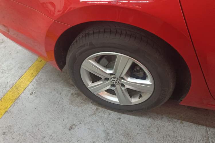 Used Volkswagen Lamando 2019 230TSI DSG Fashion Edition China VI