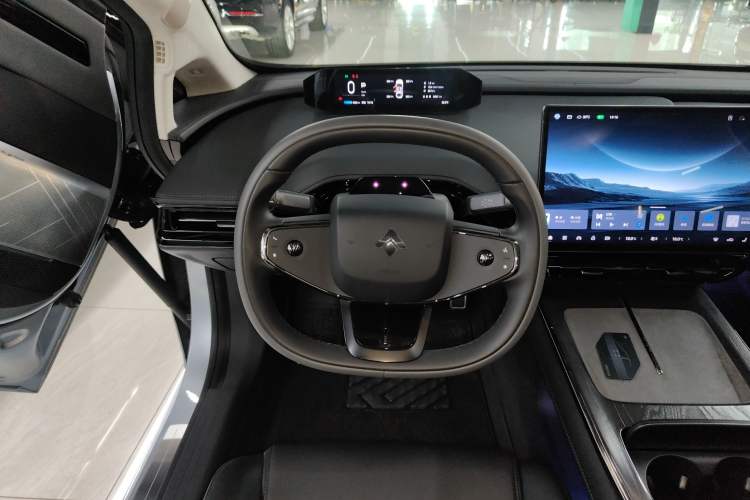 Used  GT 2023 560 Rear-Drive Seven-Wing Edition
