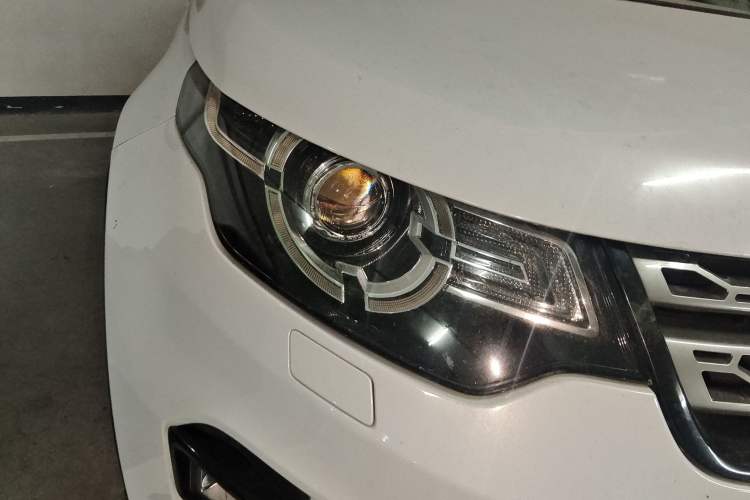 Used Land Rover Discovery Sport 2018 240 PS SE Version
