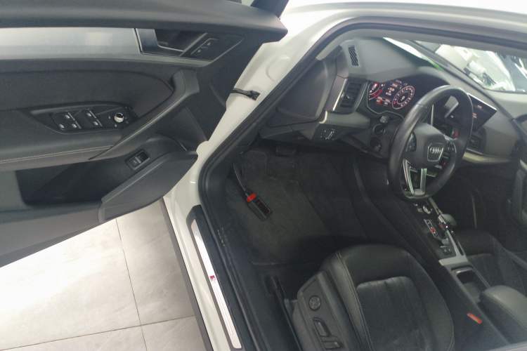 Used Audi Q5L 2020 Updated 40 TFSI Prestige Fashion Edition