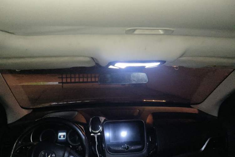 Used Changan CS55 2018 1.5T Automatic Colorful Edition China V Standard
