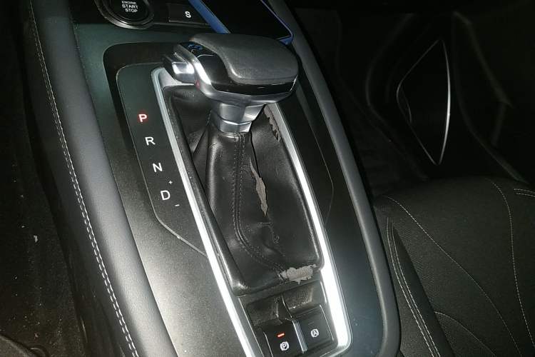 Used JETOUR X70M 2021 1.5T DCT Luxury Partner Model 7 Seats