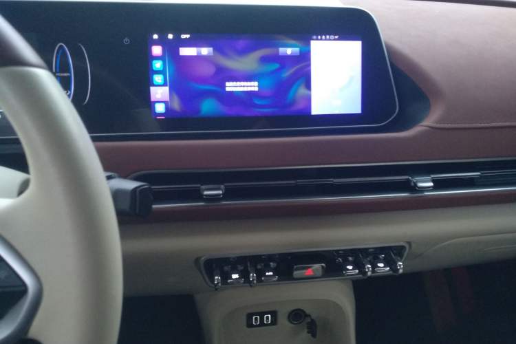 Used ORA Good Cat 2021 400km Standard Range Venus Edition Lithium Iron Phosphate
