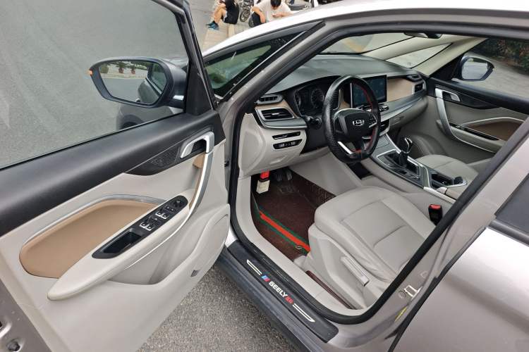 Used Geely Auto Jiajie 2021 Zhijing 1.5TD Manual Standard Model
