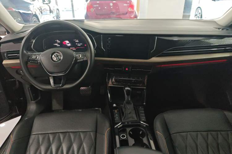 Used Volkswagen Passat 2020 380TSI Luxury Edition China VI
