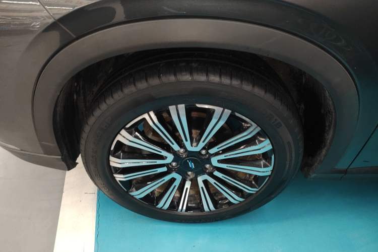 Used Oshan X5 2021 Revised Version 1.5T DCT Luxury Edition